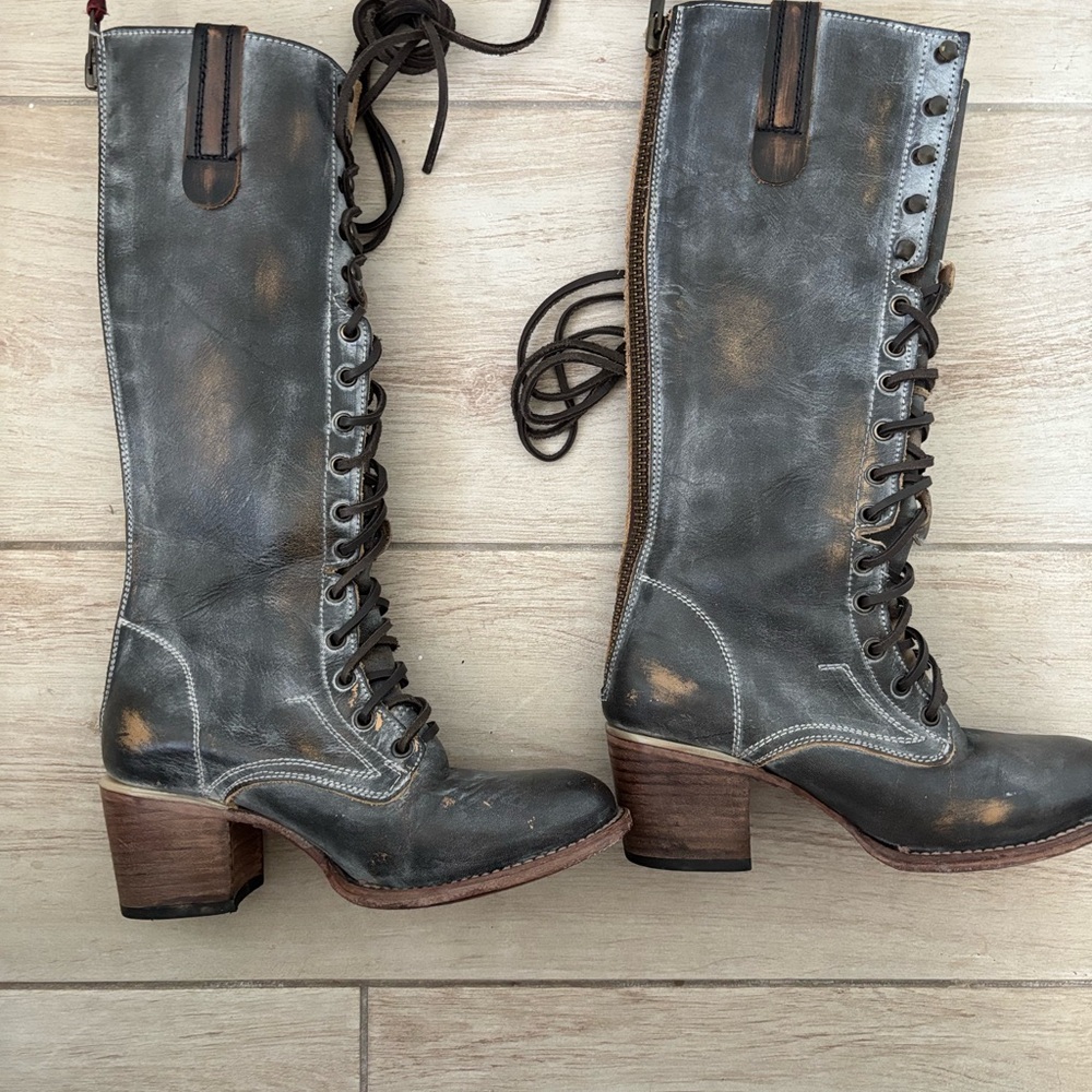Free bird Granny boots